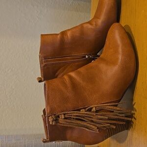 Cognac leather fringed 3" heel boots
